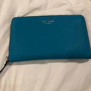 Kate Spade travel wallet